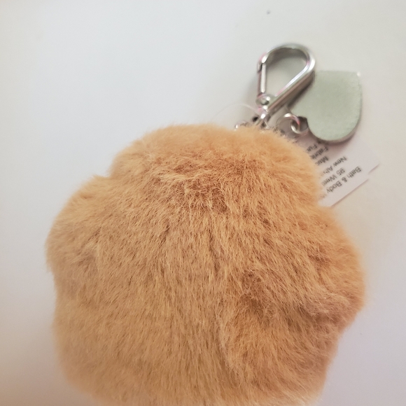 Bag Charm Paw And Heart Hand Gel Holder By Bath & Body Works NWT - Picture 3 of 6